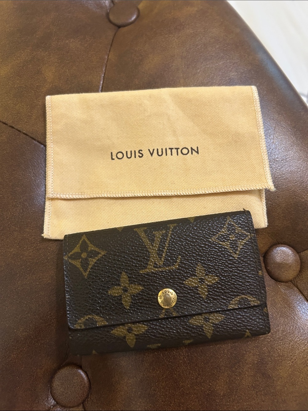 Authentic Louis Vuitton Monogram 6 Key & card Holder with Dust bag